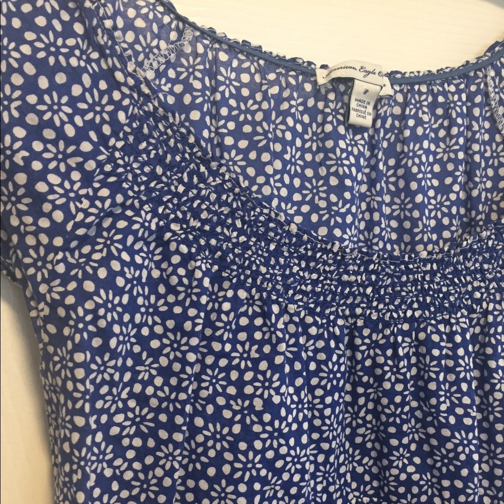 Blue & white floral top